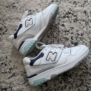 New Balance 550 Leather Sneakers White Winter Fog Navy Womens 6 Preppy 90s